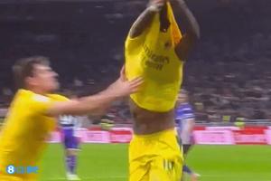 米蘭名宿：加比亞阻止萊奧脫衣慶祝，這是領(lǐng)袖和隊長應(yīng)有的行為