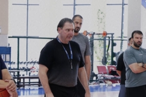 Stick to the grind！堅(jiān)持下去 福建男籃最新訓(xùn)練動(dòng)態(tài)來襲