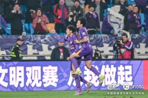 感謝與我們同在的每位球迷朋友！ 暫別泰達(dá)足球場，“水滴”見！