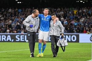 重傷！意媒：德布勞內(nèi)的傷勢(shì)并非簡(jiǎn)單拉傷，預(yù)計(jì)至少傷缺3個(gè)月