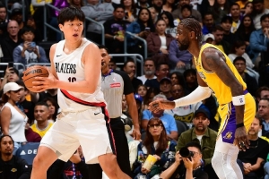 美記：球迷們急切希望楊瀚森獲得更多出場機(jī)會 但他還需打磨技術(shù)