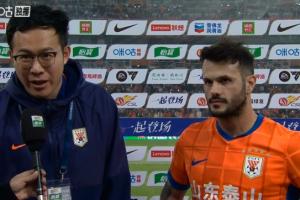 瓦科：很感謝克雷桑2次讓點(diǎn)給我，但我都沒罰進(jìn)，有信心拿下金靴