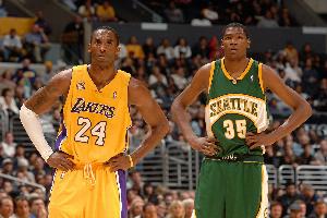 籃球偶像是誰？KD：努力去接近科比和喬丹 想像老詹那樣打到40歲