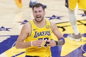 賽季場均35+球員現(xiàn)役僅哈登一人 大帥50+恐無來者 下一個會是誰？