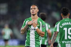 這沒進(jìn)？安東尼兩轟世界波+9場(chǎng)5球2助，仍遭安帥無(wú)視落選巴西名單