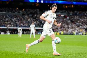 記者談A費(fèi)離開曼聯(lián)：滕哈赫簽馬拉西亞租雷吉隆，就是不給A費(fèi)機(jī)會(huì)