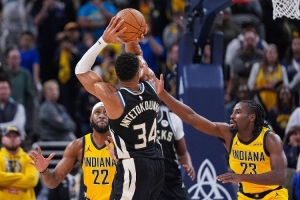 鍵盤俠|字母哥絕殺慶祝被罰款沒跑 這一刻喬丹&科比&司機(jī)附體