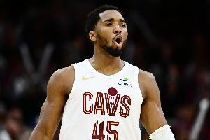 米切爾騎士生涯45+場次追平歐文并列隊(duì)史第2 詹姆斯18次隊(duì)史第1