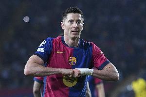 萊萬是巴薩隊史西甲客戰(zhàn)塞爾塔戴帽第二人，近80年首人