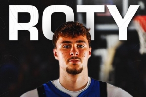 場均13.9+6.6+3！弗拉格有42%幾率奪得最佳新秀 排名新秀第一