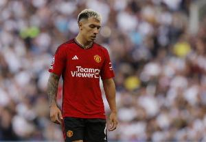 即將復(fù)出！記者：曼聯(lián)中衛(wèi)利馬將隨阿根廷國家隊集訓(xùn)以恢復(fù)體能