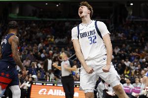 弗拉格：大家對球隊(duì)進(jìn)攻體系更適應(yīng)了 現(xiàn)在也更有條理對我們有利