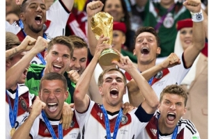 德國(guó)隊(duì)祝拉姆42歲生日快樂(lè)，為國(guó)家隊(duì)出戰(zhàn)113場(chǎng)+問(wèn)鼎2014年世界杯