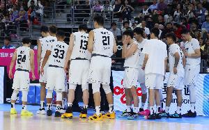 粵媒：這枚金牌代表著廣東籃球從職業(yè)到業(yè)余&競技到群體的繁榮