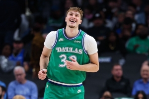 阿里納斯：弗拉格才18&他得分基本都上雙 除非受傷否則他不會(huì)水