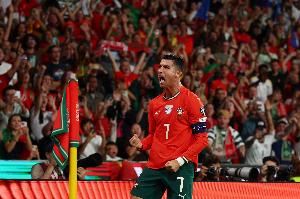 馬丁內(nèi)斯談C羅：不應(yīng)著眼于最后一屆世界杯，而應(yīng)關(guān)注他已參加5屆