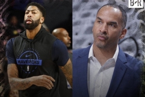 美記：濃眉渴望復(fù)出但遭醫(yī)療團(tuán)隊(duì)反對 原因是可能導(dǎo)致跟腱撕裂