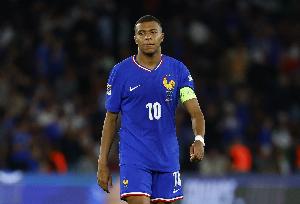 姆巴佩連續(xù)6場比賽為法國隊破門，是帕潘之后首人