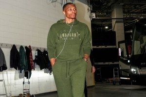 國王眾將穿搭秀：威少一身綠 克利福德上衣科比元素 雷諾似甜茶