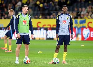 波特：伊薩克還沒準(zhǔn)備好首發(fā)，對他來說最好是替補登場