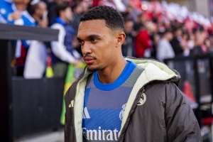 TA：阿諾德前往迪拜進(jìn)行溫暖氣候訓(xùn)練，呂迪格、瓊阿或缺陣埃爾切