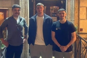 心系愛爾蘭！埃文·弗格森在酒吧觀戰(zhàn)，見證球隊(duì)神奇逆轉(zhuǎn)匈牙利