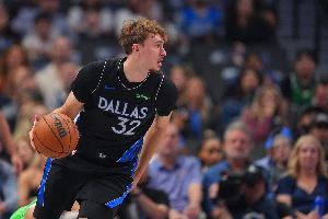 今天獨行俠加時賽7中7 創(chuàng)聯(lián)盟有統(tǒng)計來加時賽全中命中數(shù)紀(jì)錄