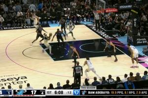 無(wú)敵了……庫(kù)追巴都不打 勇士半節(jié)比賽12中0僅得4分