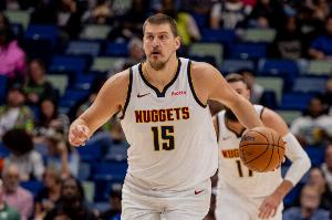 奎因：不知道約基奇是否稱贊了我很多 但能得到他的評(píng)價(jià)意義非凡