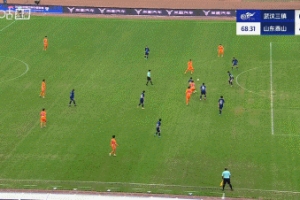 你追我趕！瓦科推射破門本場雙響，賽季27球再次追平法比奧！