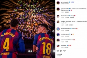 客串中衛(wèi)表現(xiàn)出色！赫拉德·馬丁曬煙花照：難以忘懷的諾坎普首秀