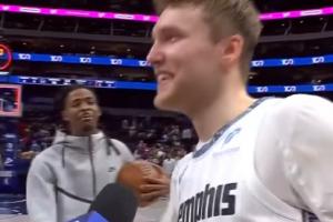 莫蘭特插入斯潘塞采訪：今晚最好的射手 不是來自金州的那個家伙~