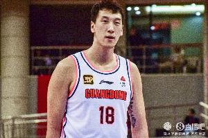 好歡樂！宏遠(yuǎn)球迷嘉年華三分大賽 杜潤旺遭瘋狂整蠱12投僅2中