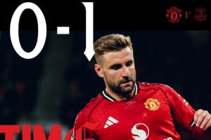 擁擠加劇！曼聯(lián)主場告負(fù)后4隊同積18分+3隊同積19分，中游7隊抱團(tuán)