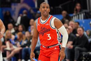 保羅將退役！卡爾：控衛(wèi)主導(dǎo)比賽的時代結(jié)束了 2345號位都能組織