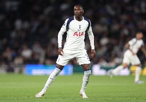 恩里克：我對穆阿尼沒有任何批評，他是一名國際級球員水平非常高