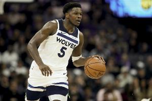 被防住了！愛德華茲上半場5投1中&三分3中0 僅得6+4+4