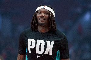 中鋒市場火熱！名記：羅威&理查茲&艾薩克&弩機等球員均在貨架上