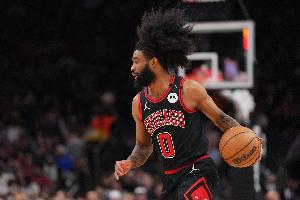 掀起反攻！塞克斯頓失誤&特雷·瓊斯搶斷 懷特快下上籃反超比分