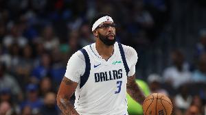 恍如隔世！濃眉上次在湖人主場打球已是309天前 砍24分8板3助3帽