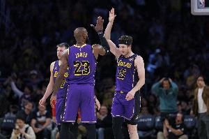 弗拉格：詹東里就像三頭蛇 他們每個人都能獨(dú)自撐起一支球隊(duì)