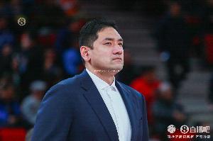 鐘誠：我們的目標(biāo)很明確 就是沖擊季后賽