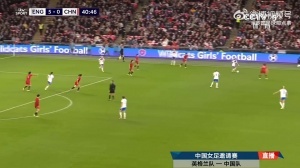 ?現(xiàn)場(chǎng)支持中國(guó)女足的球迷們！加油聲很響亮！