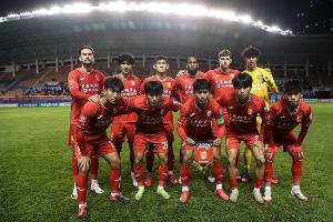 銅梁龍總經(jīng)理：首要任務(wù)是在中超立足；要有規(guī)劃不能單一依賴政府