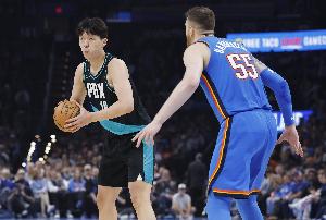 拓記：為鍛煉楊瀚森而輸球這不現(xiàn)實 球隊選秀時本該選一位即戰(zhàn)力