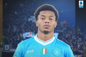 單刀球制勝！意甲官方：內(nèi)雷斯當(dāng)選羅馬vs那不勒斯全場最佳