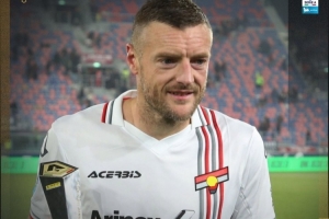 瓦爾迪：很高興梅開二度并拿到3分，全隊(duì)都希望踢一個(gè)成功的賽季