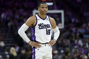 威少談自己給年輕人的建議：多溝通 別抱怨外界 要向內(nèi)審視！