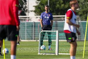 奧格斯堡官方：經(jīng)友好協(xié)商，和主教練桑德羅·瓦格納結(jié)束合作