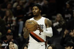 隊(duì)記發(fā)問(wèn)：樂(lè)福被反復(fù)嘗試但始終表現(xiàn)低效  為何不多用楊瀚森呢？